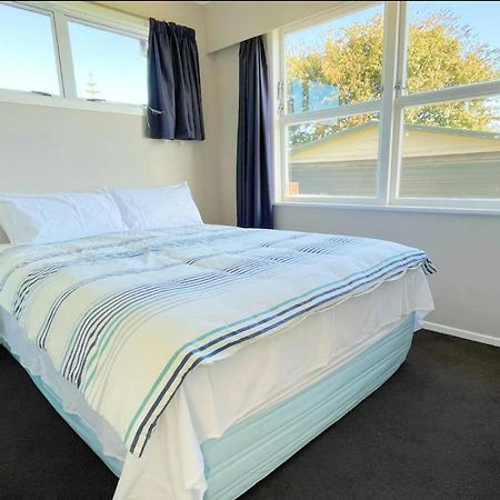 3 Bedroom Family House In Excellent Location 汉密尔顿 外观 照片